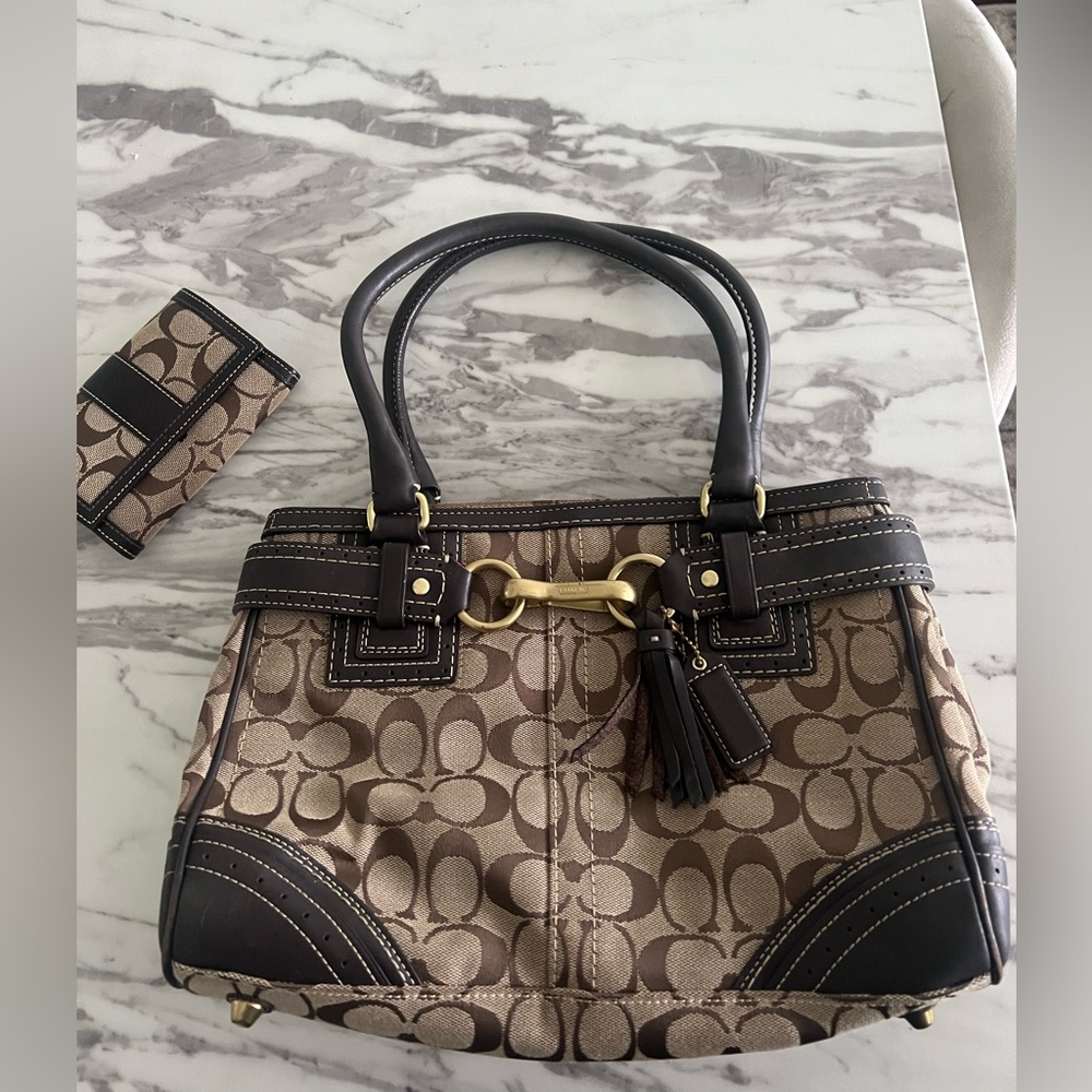 NWT BRAND NEW Coach bag with the wallet!